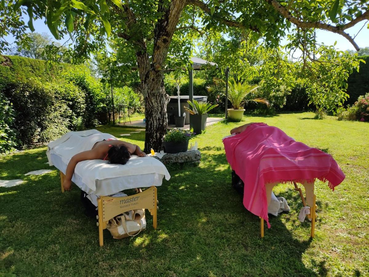 Chambres D'Hotes La Vigneronne Senouillac Exterior photo